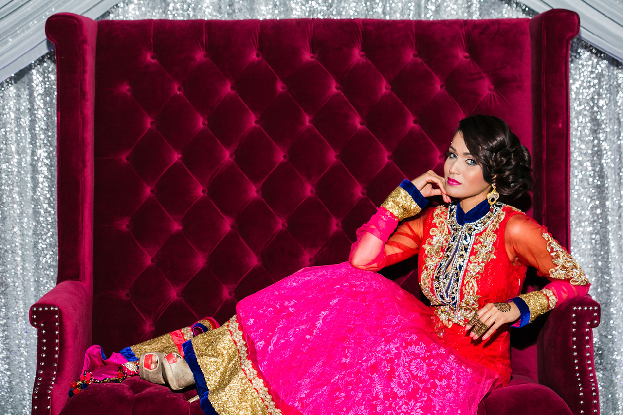 modern-indian-bride-wedding-shhivikachauhan-24