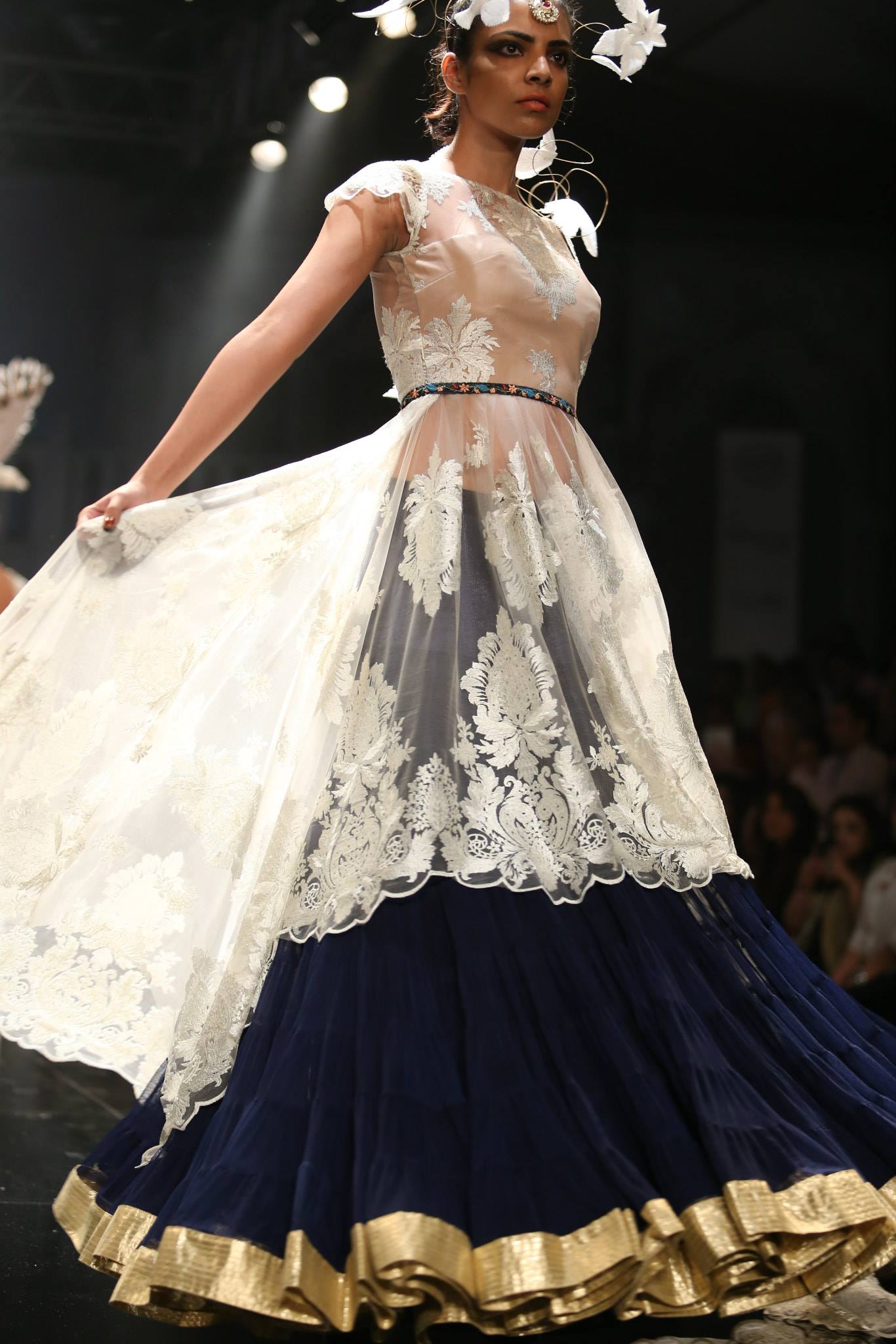 Suneet Varma Indian Bridal Collection 2015 20