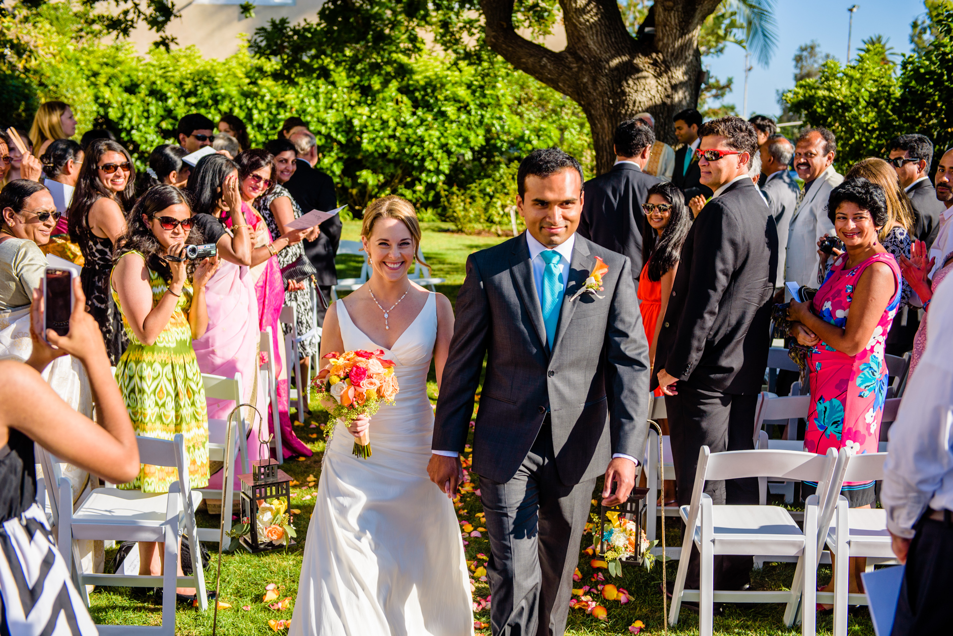 Blue and Peach Oceanview Hindu Fusion Wedding | Paul Douda Photos 13