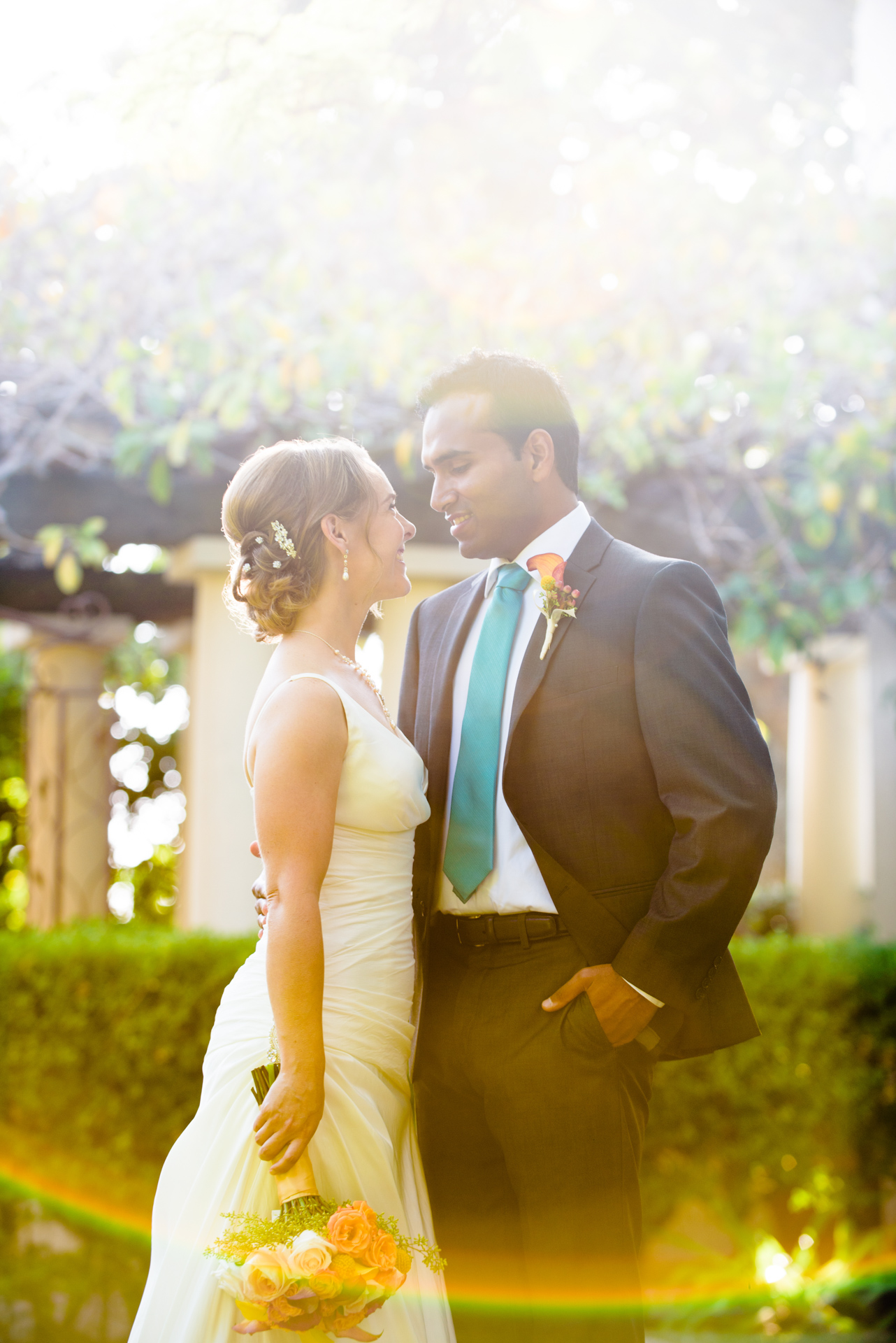 Blue and Peach Oceanview Hindu Fusion Wedding | Paul Douda Photos 15