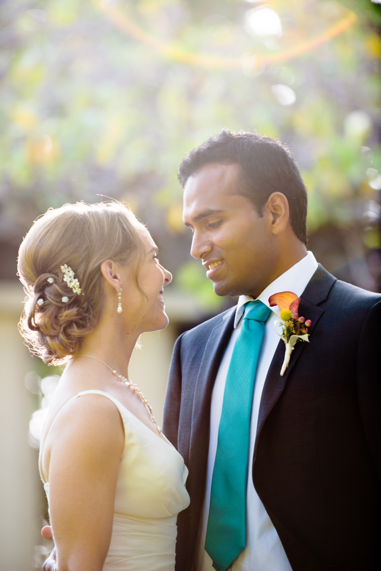 Blue and Peach Oceanview Hindu Fusion Wedding | Paul Douda Photos 16