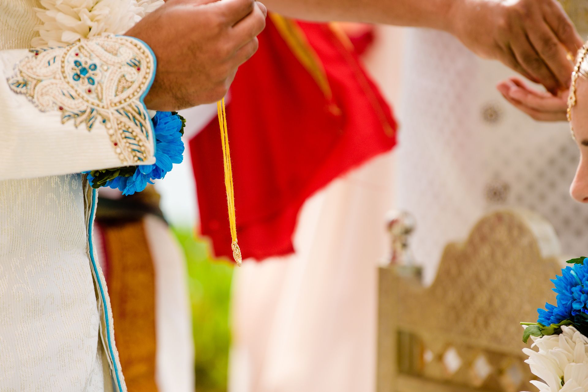 Blue and Peach Oceanview Hindu Fusion Wedding | Paul Douda Photos 36