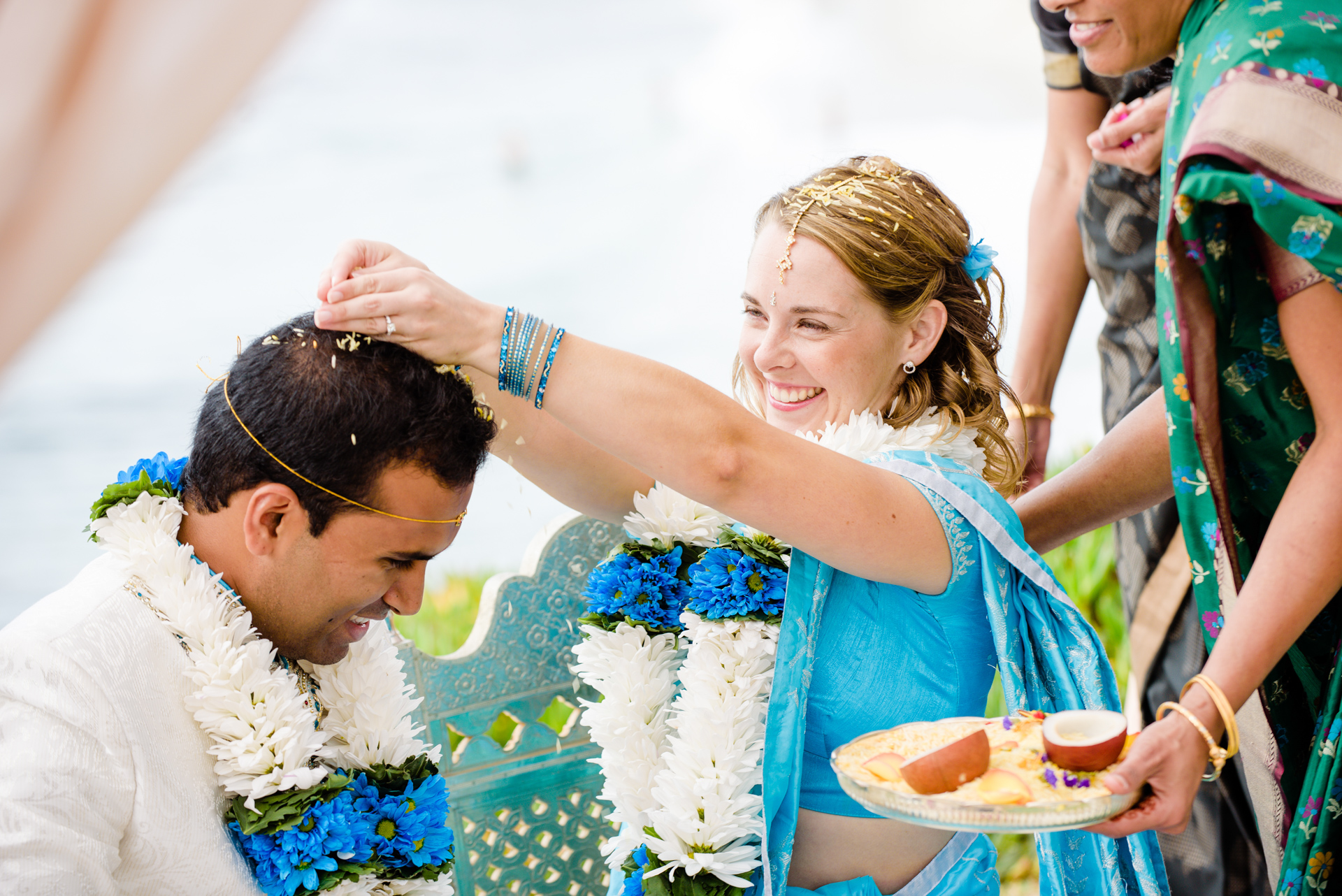 Blue and Peach Oceanview Hindu Fusion Wedding | Paul Douda Photos 38