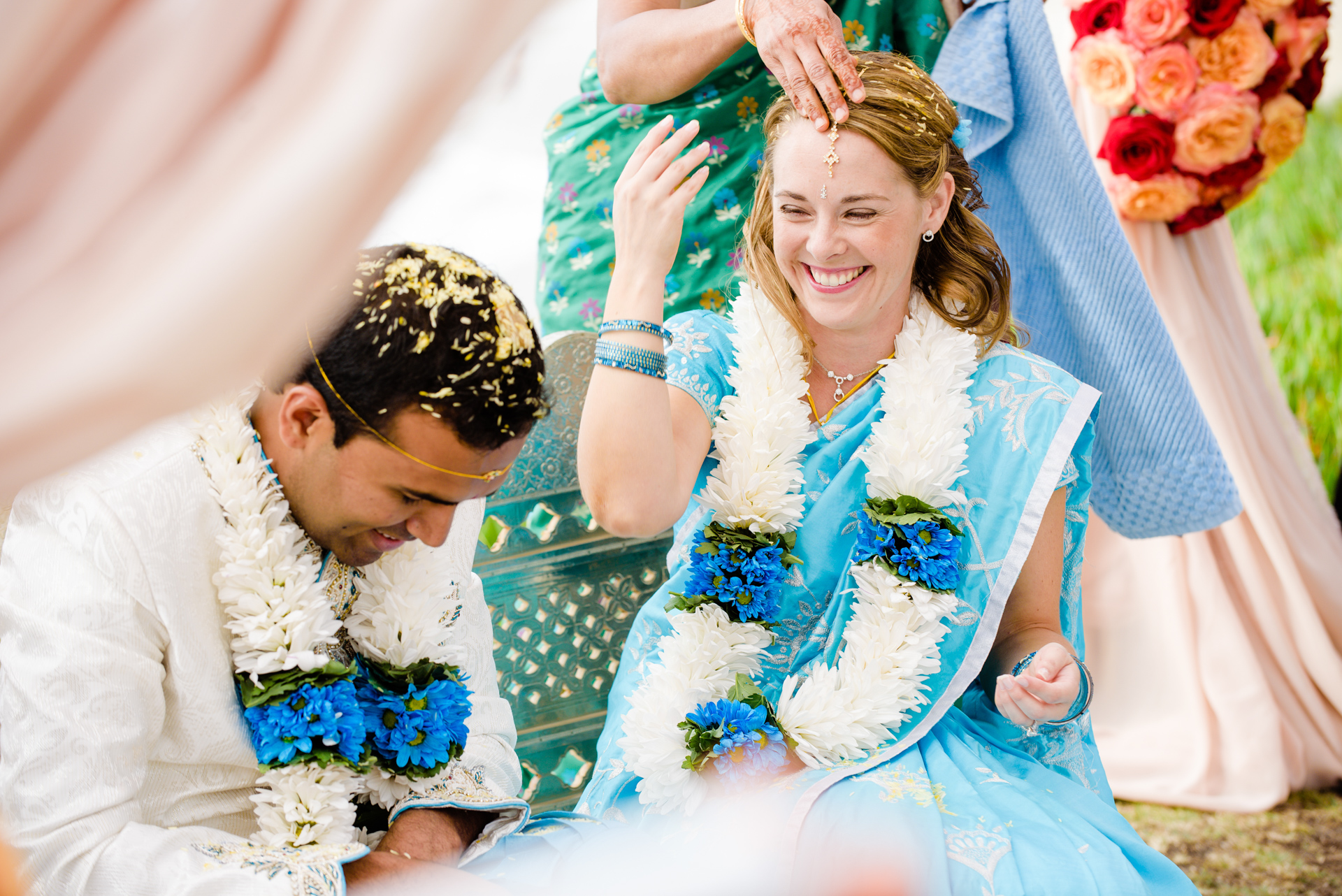 Blue and Peach Oceanview Hindu Fusion Wedding | Paul Douda Photos 39