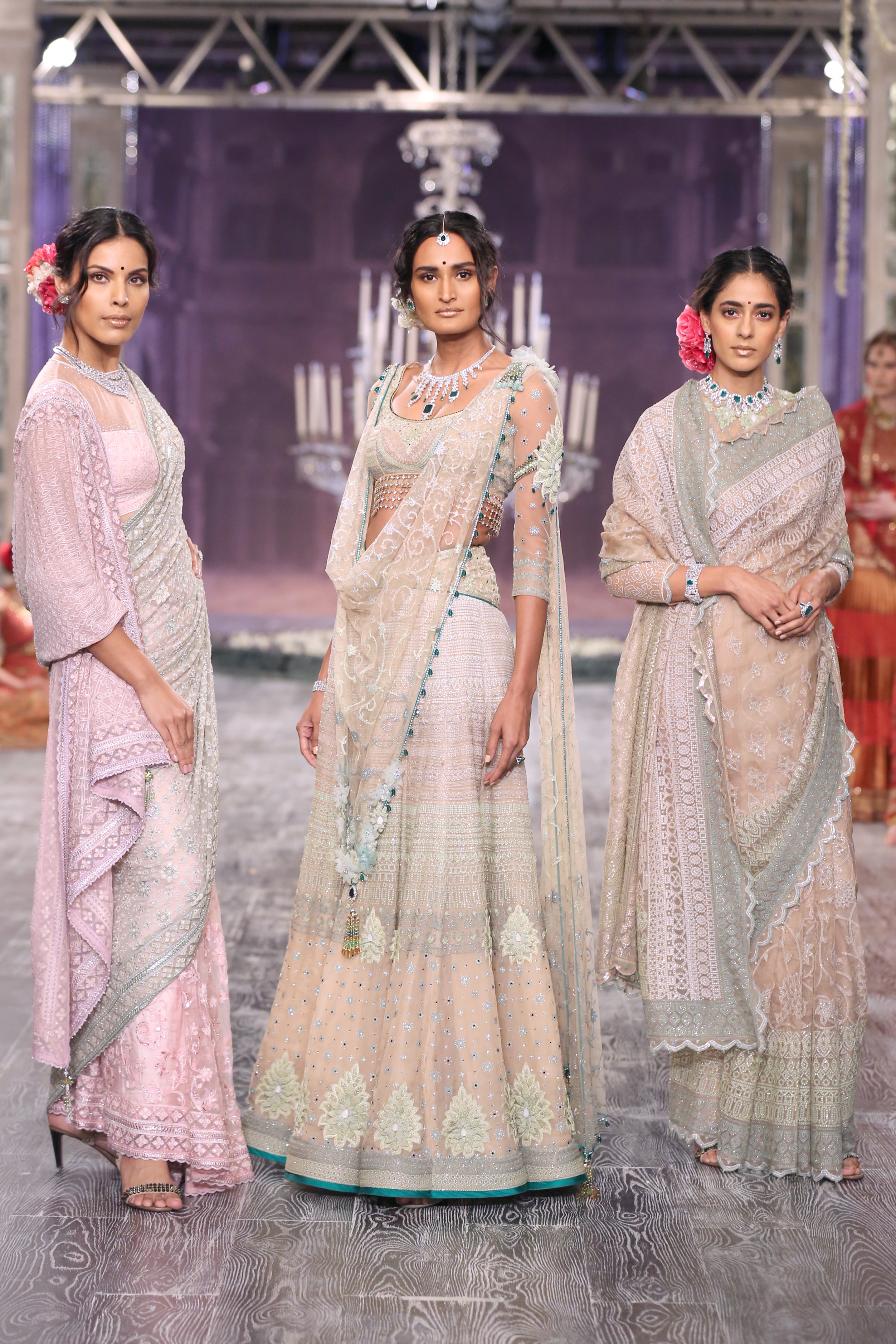 (03)-21-07-16-Tarun Tahiliani