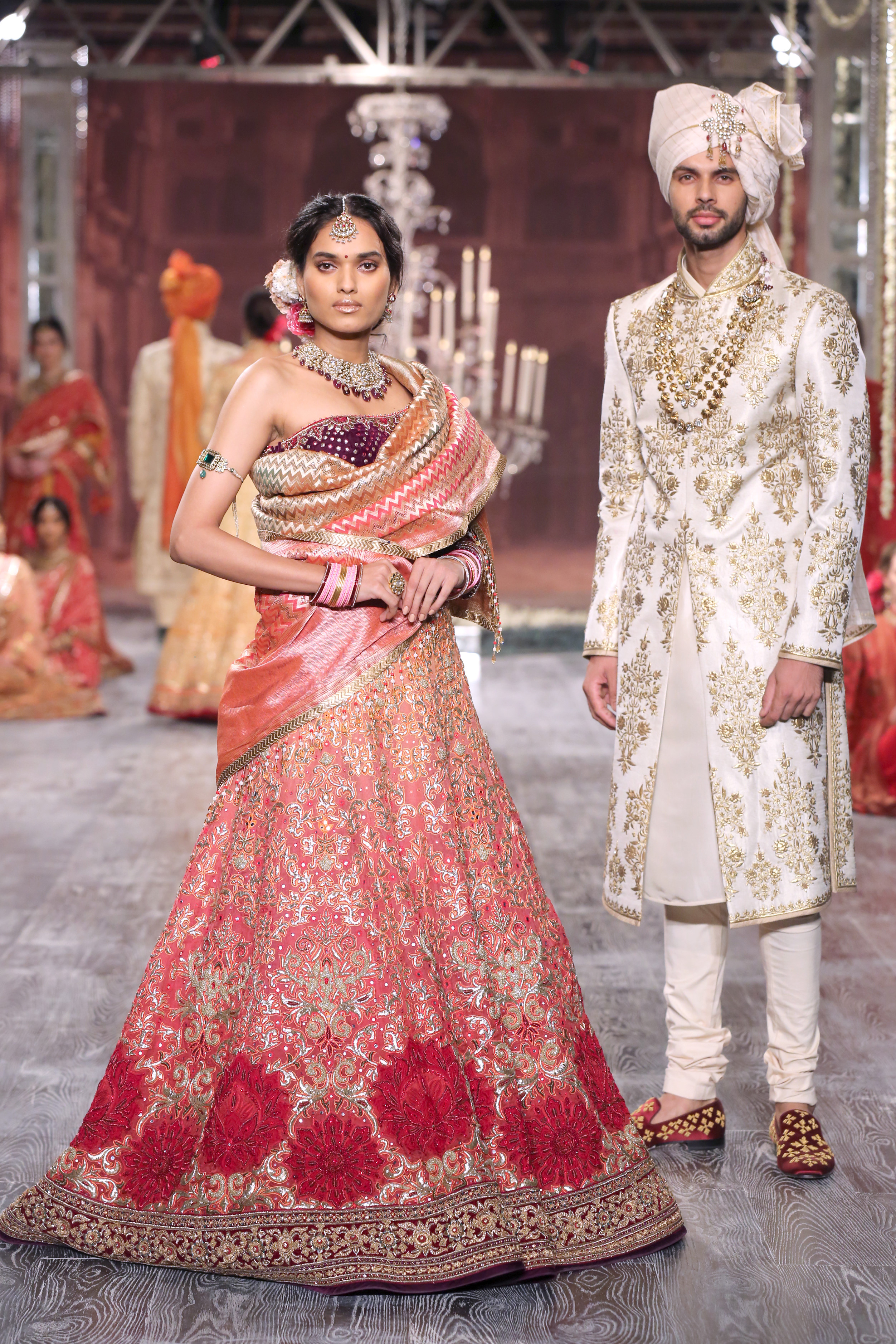 (03)-21-07-16-Tarun Tahiliani