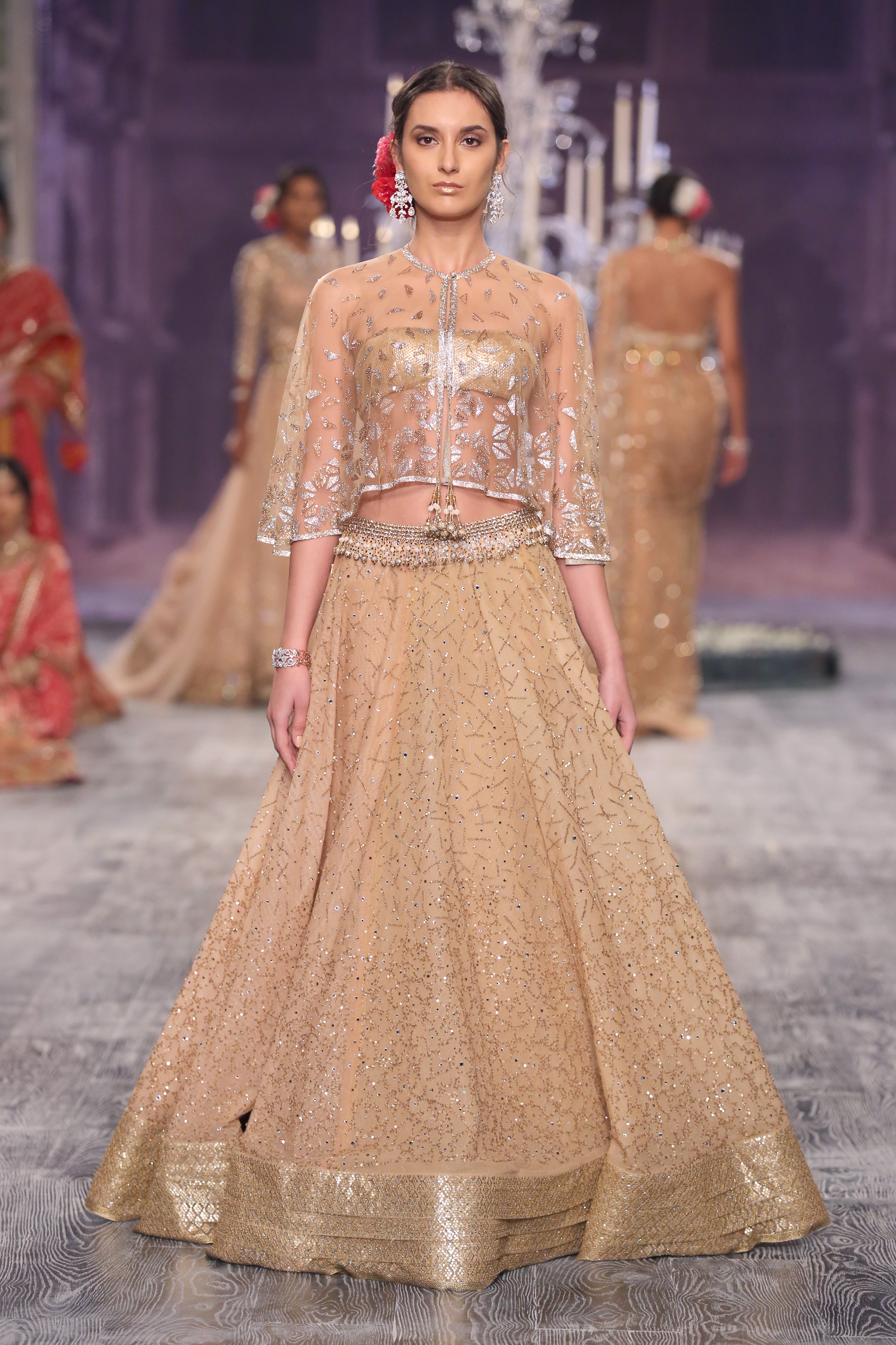 (03)-21-07-16-Tarun Tahiliani