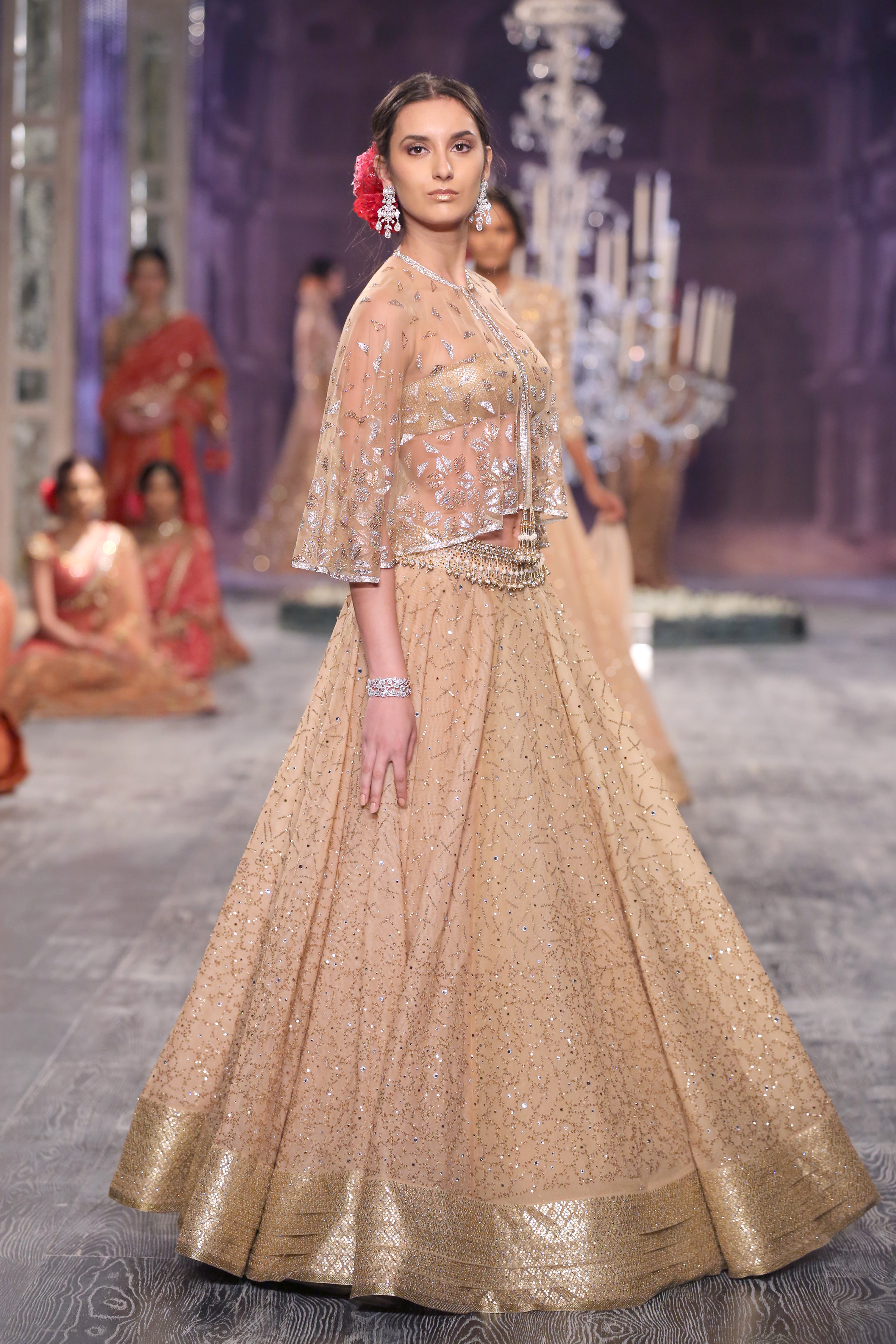 (03)-21-07-16-Tarun Tahiliani