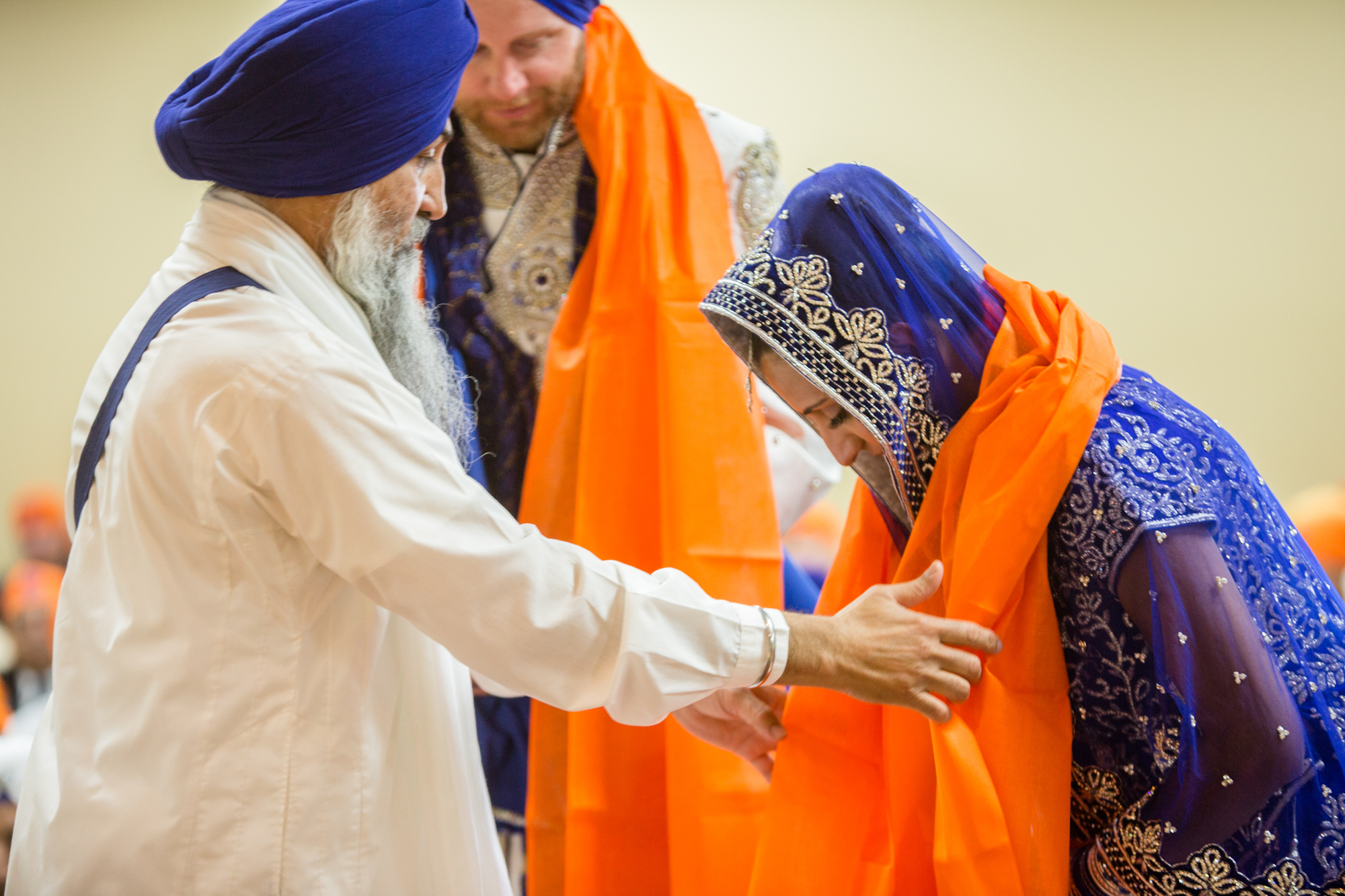 colorful-sikh-multicultural-wedding-nevada-16