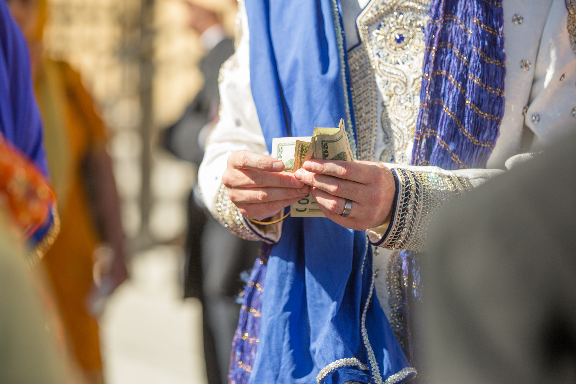 colorful-sikh-multicultural-wedding-nevada-18