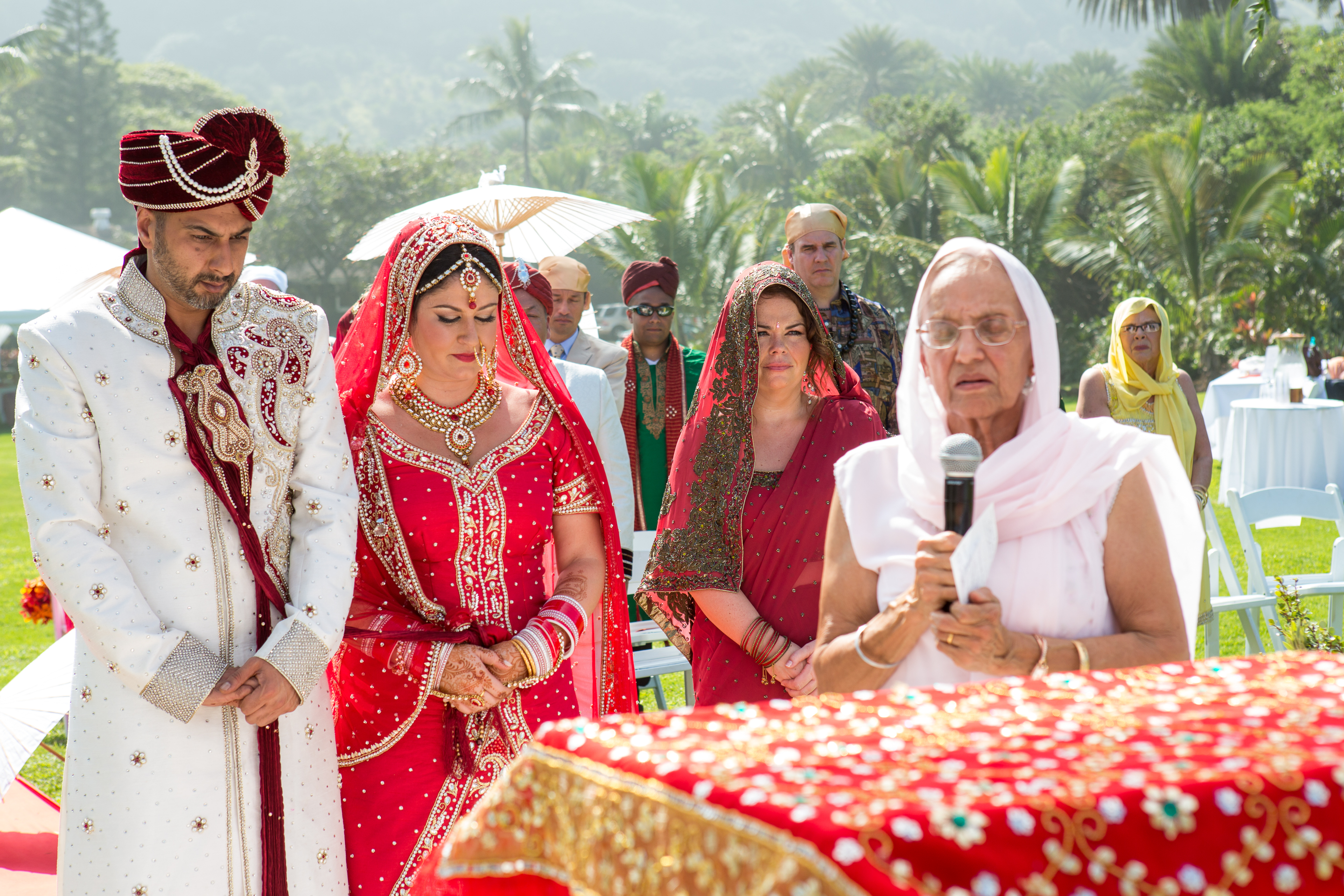 sun-drenched-hawaii-sheikh-wedding-1