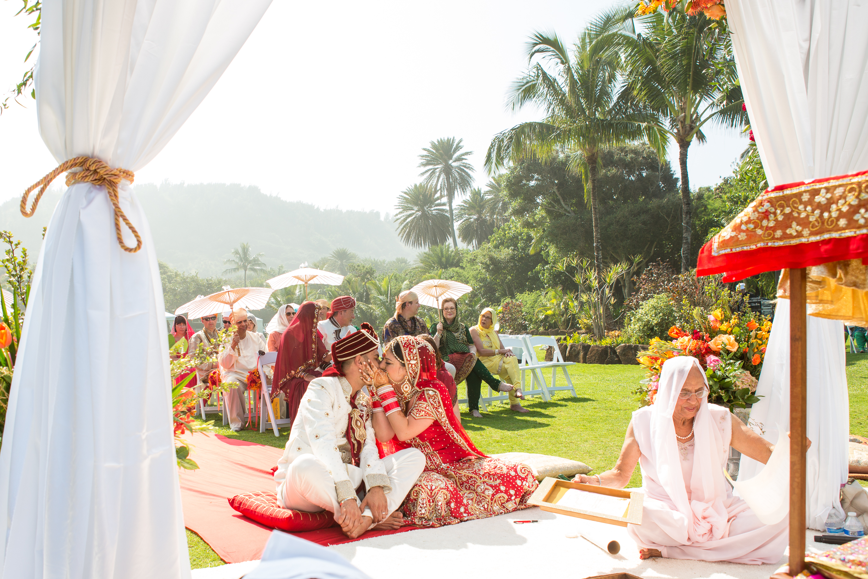 sun-drenched-hawaii-sheikh-wedding-11