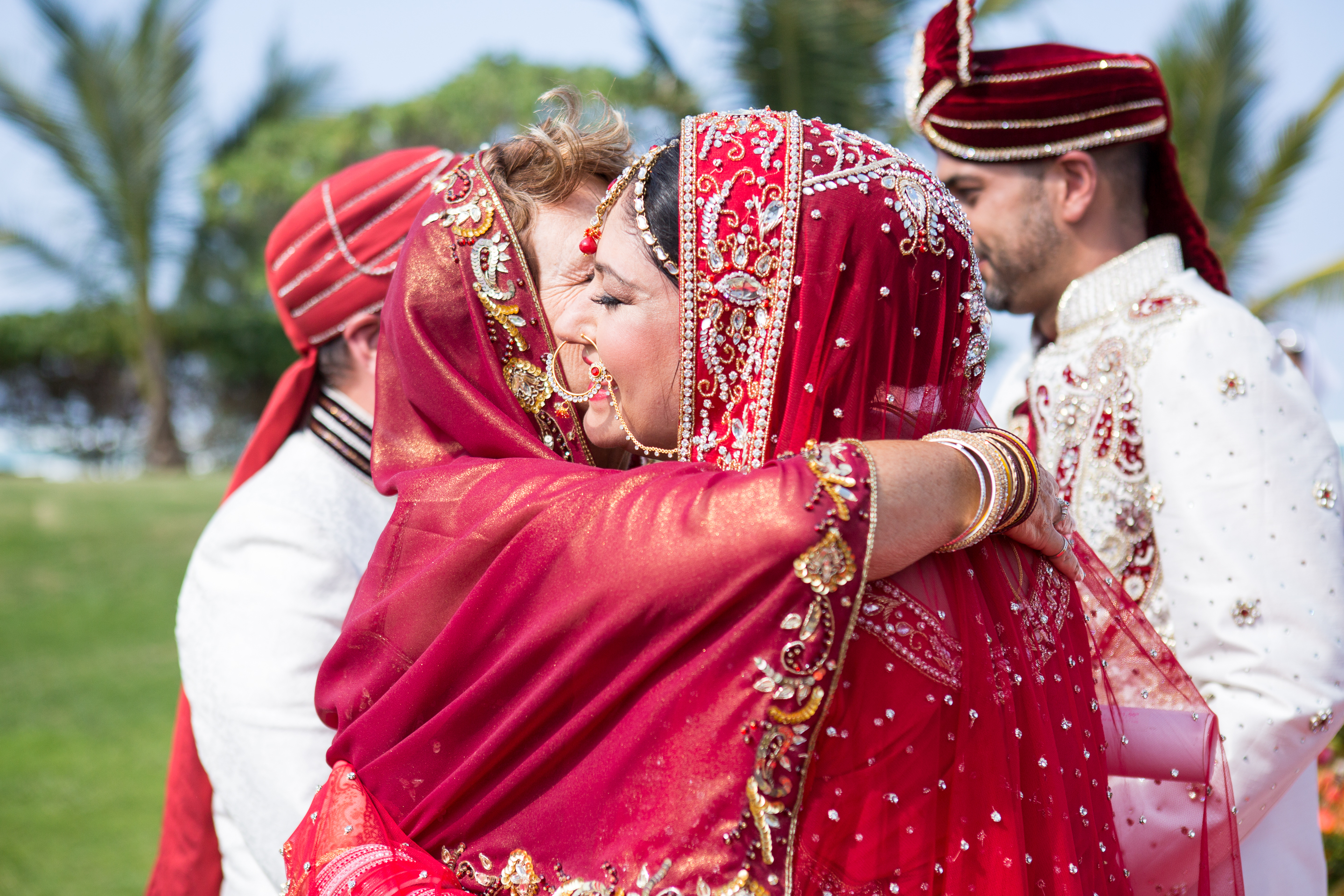 sun-drenched-hawaii-sheikh-wedding-18