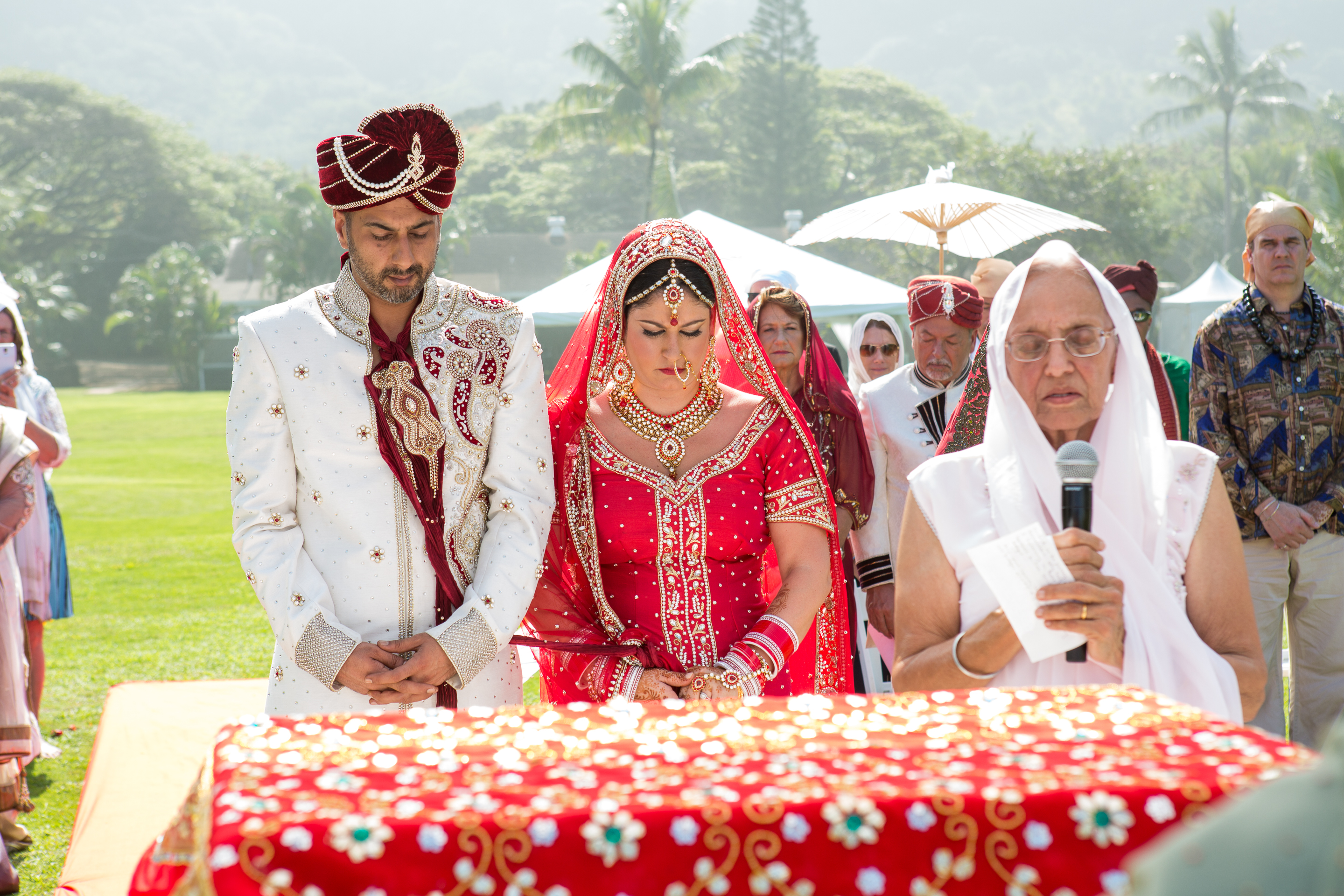 sun-drenched-hawaii-sheikh-wedding-2