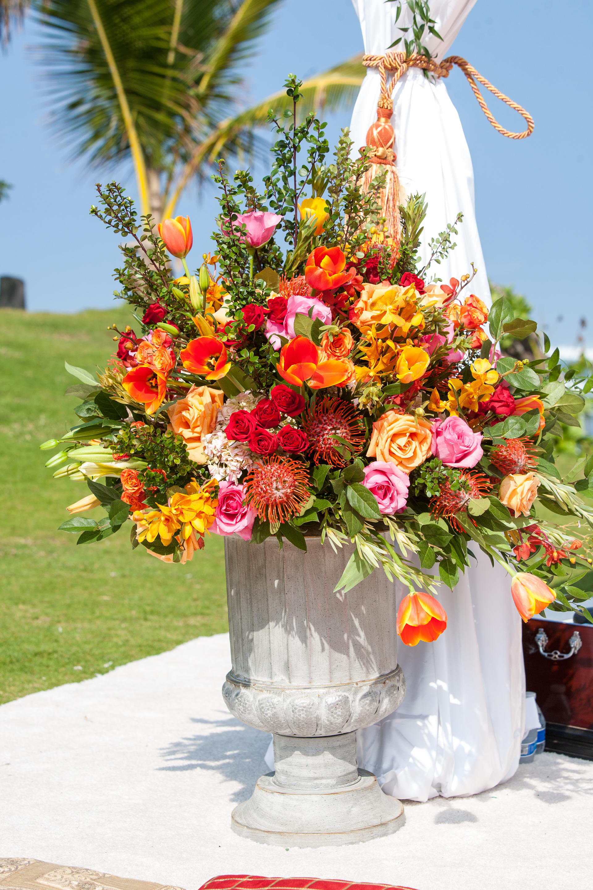 sun-drenched-hawaii-sheikh-wedding-73