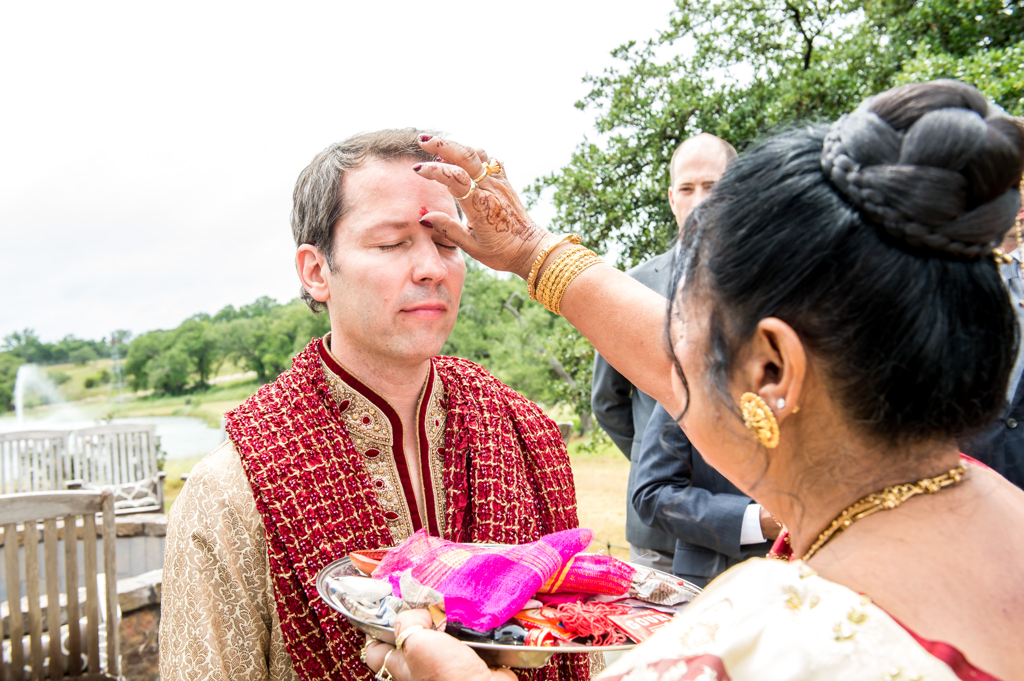 modern-fusion-bengali-wedding-texas-17