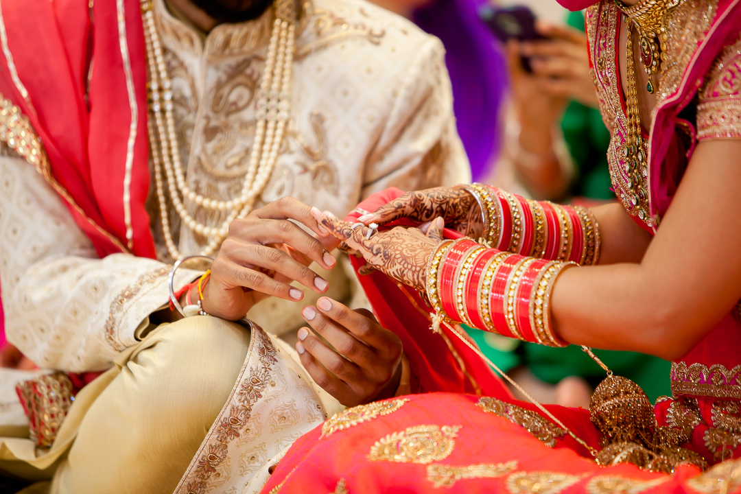 vibrant-east-indian-sikh-wedding-13