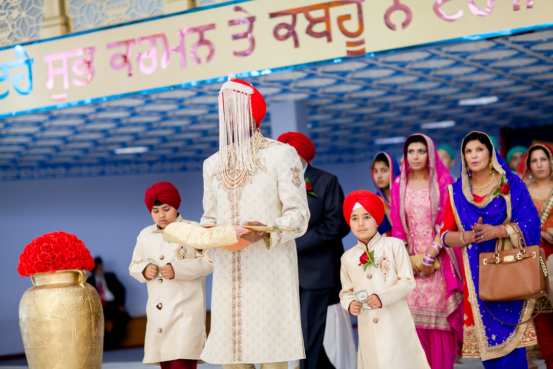 vibrant-east-indian-sikh-wedding-73