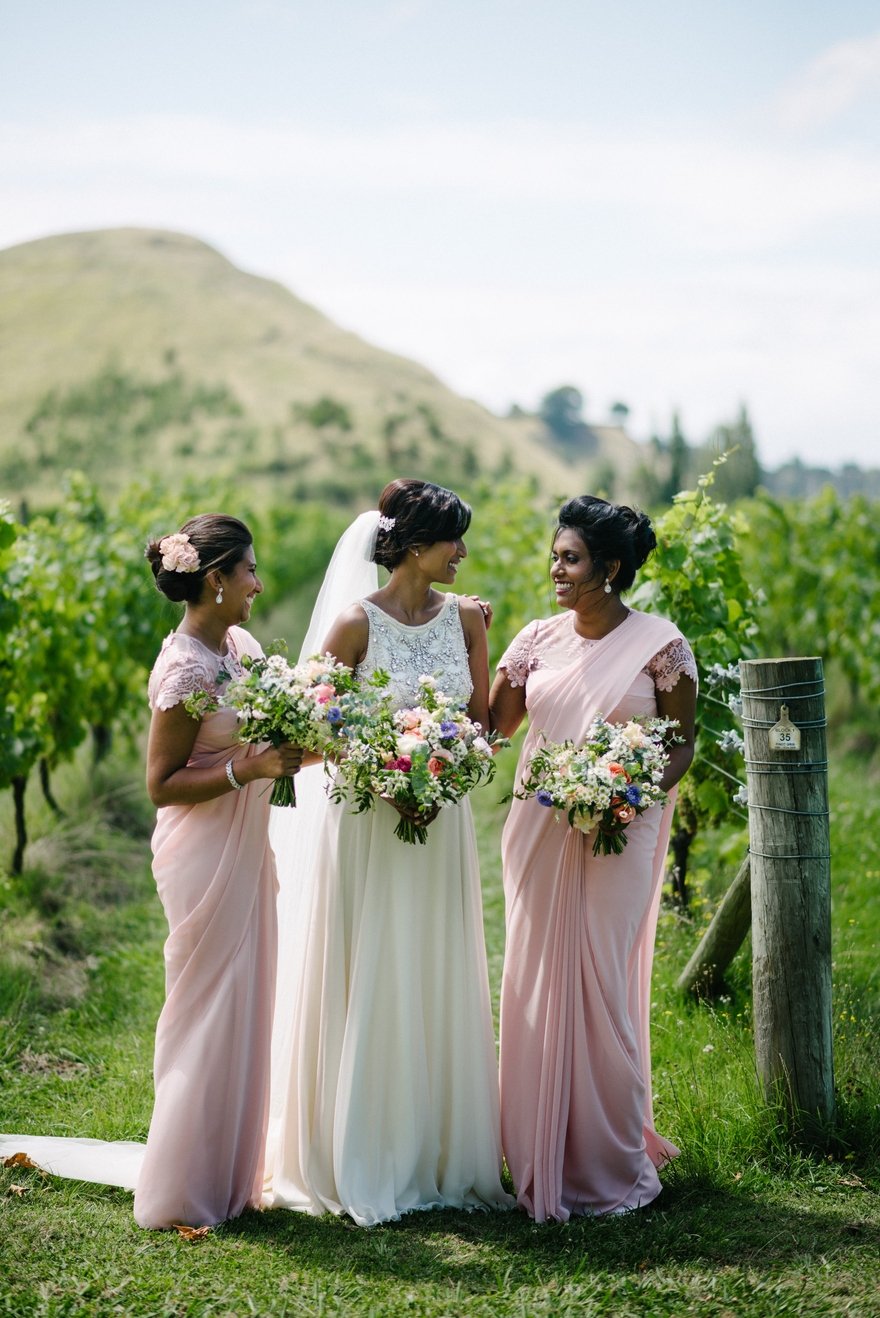 elegant-winery-wedding-in-new-zealand-14