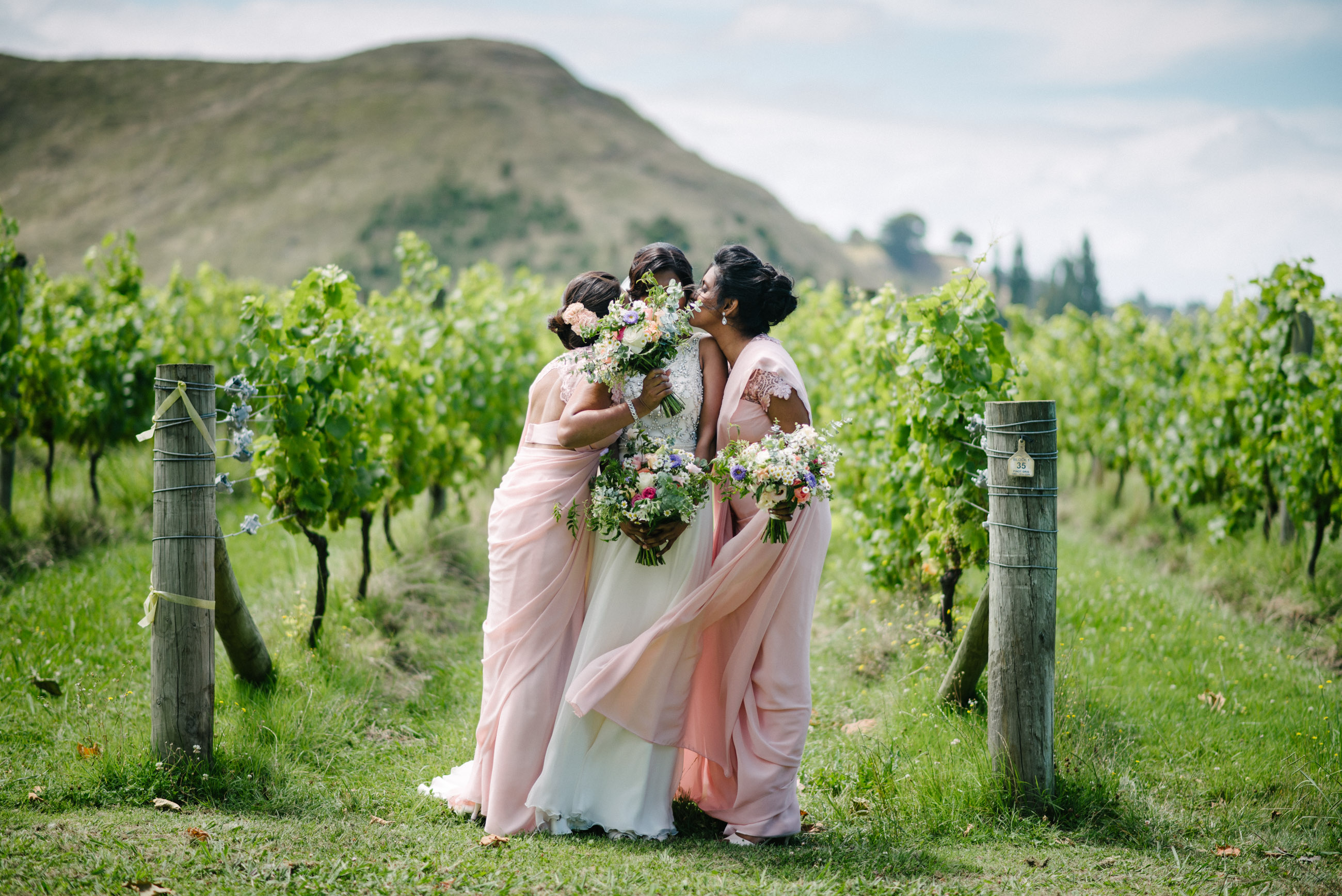 elegant-winery-wedding-in-new-zealand-16