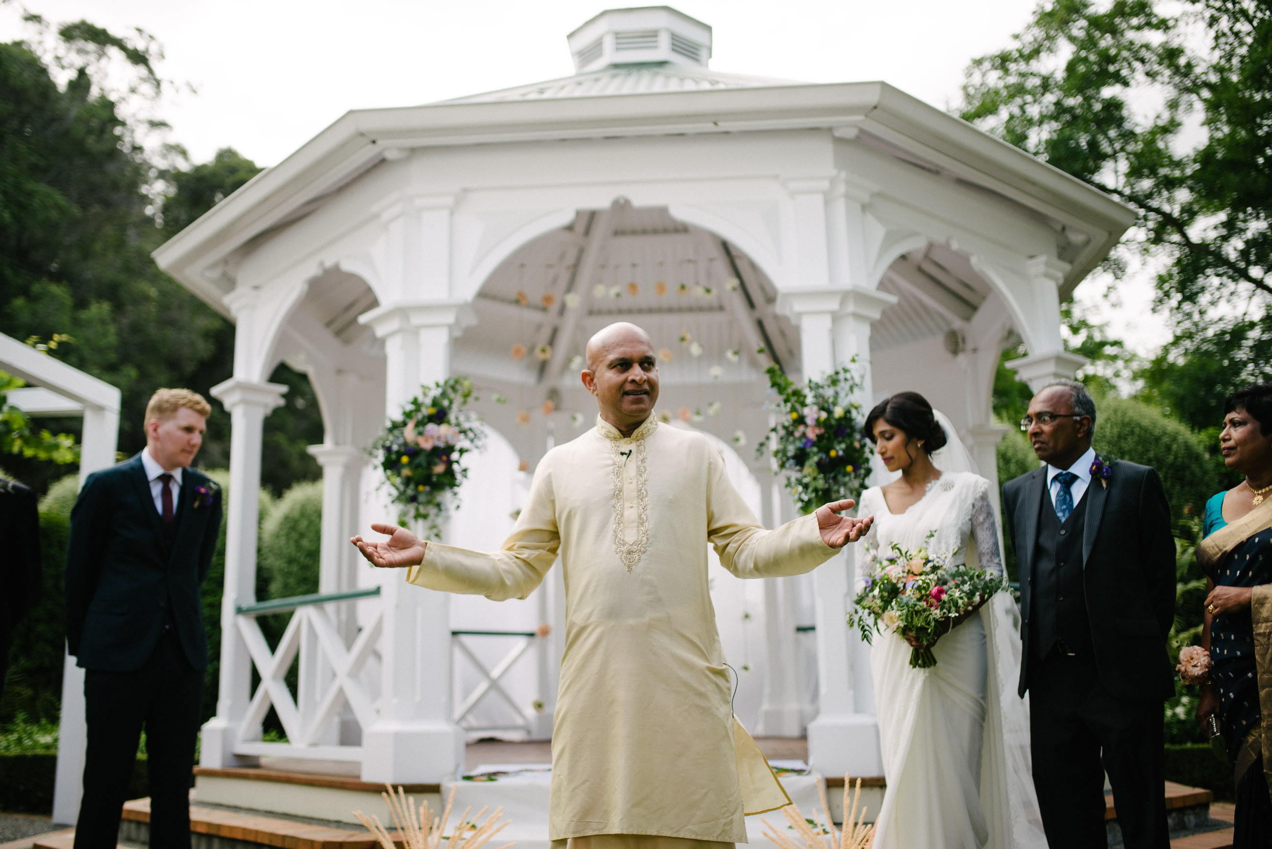 elegant-winery-wedding-in-new-zealand-24