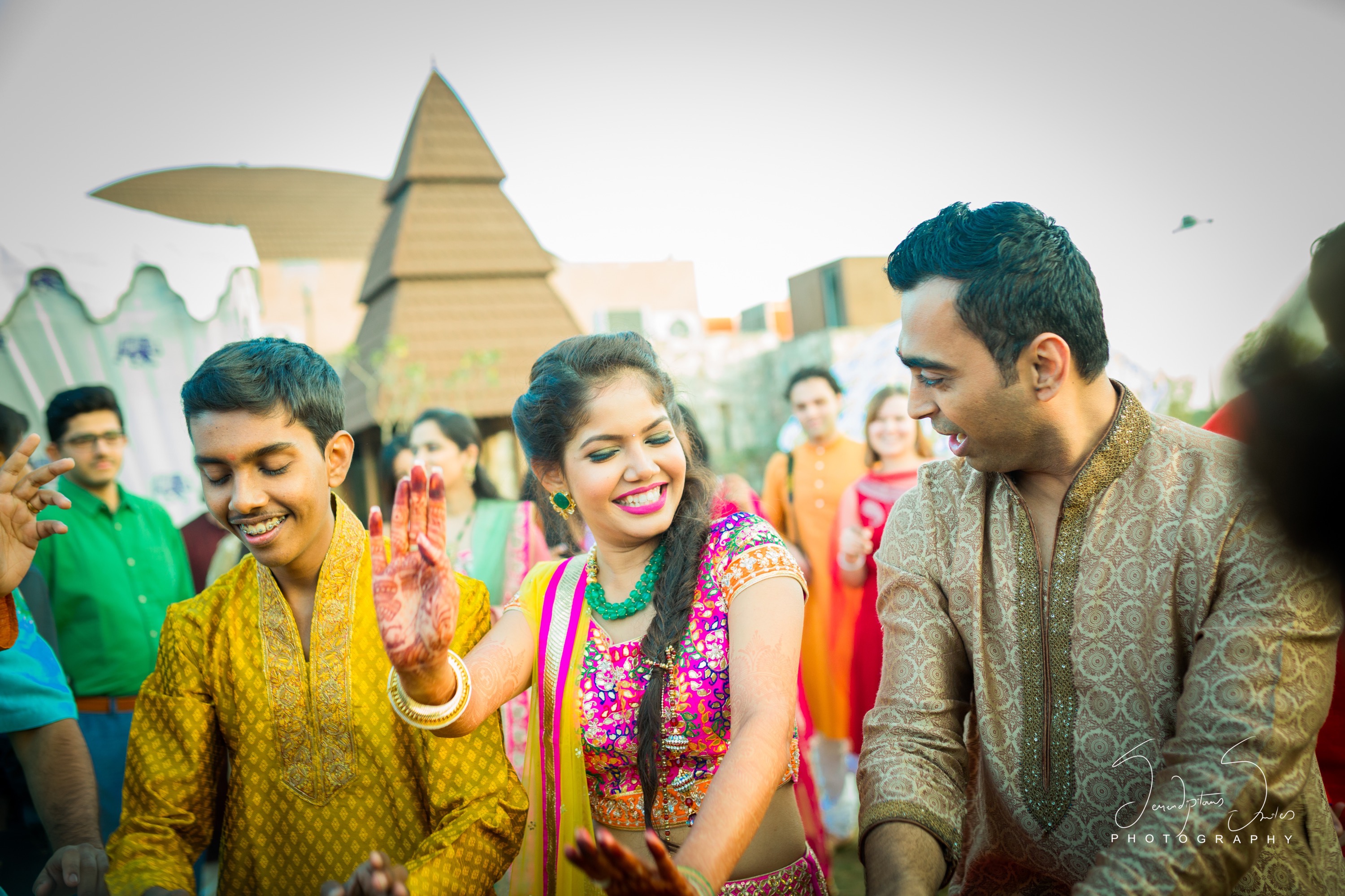 magical-colorful-indian-wedding-in-india-11