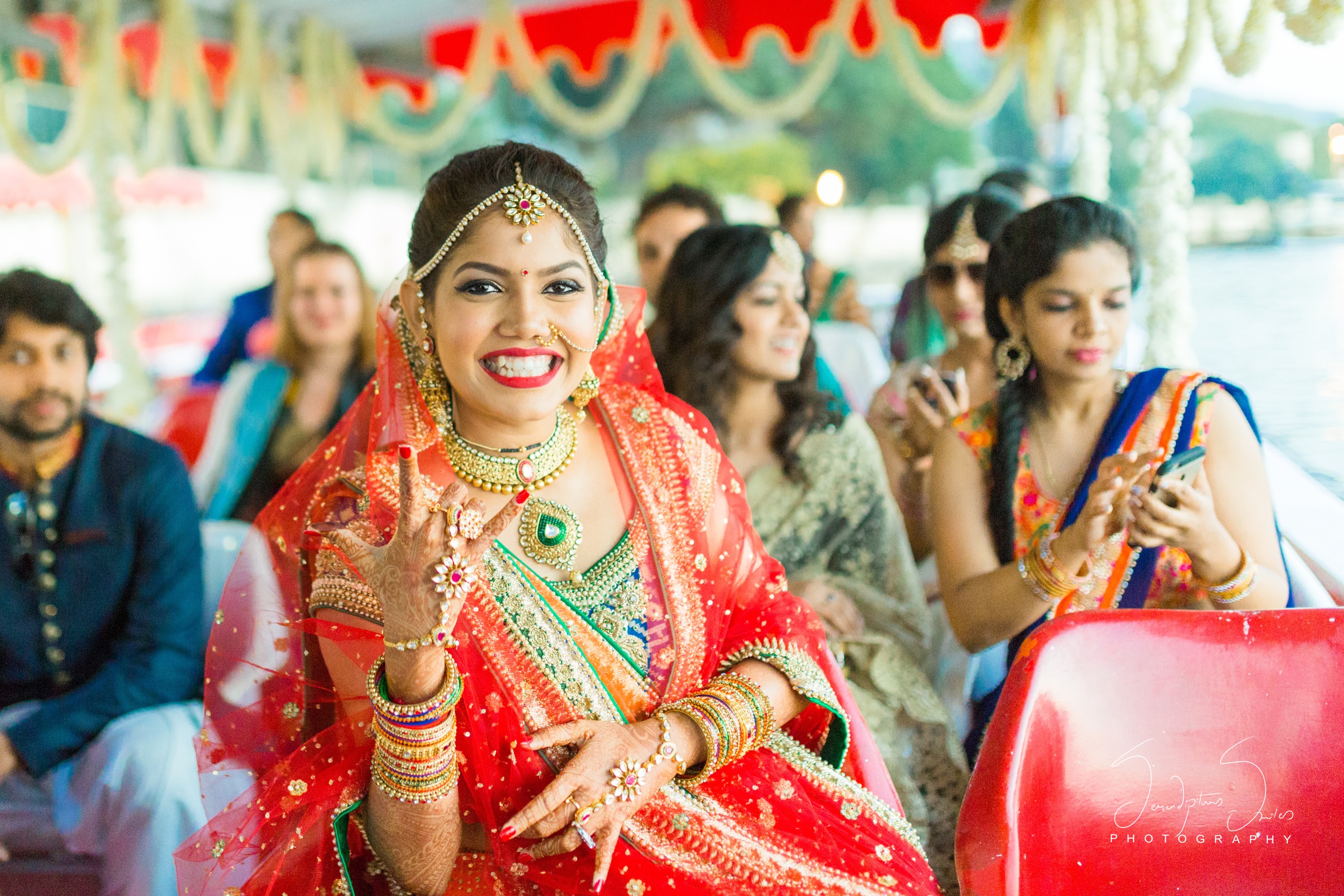 magical-colorful-indian-wedding-in-india-38