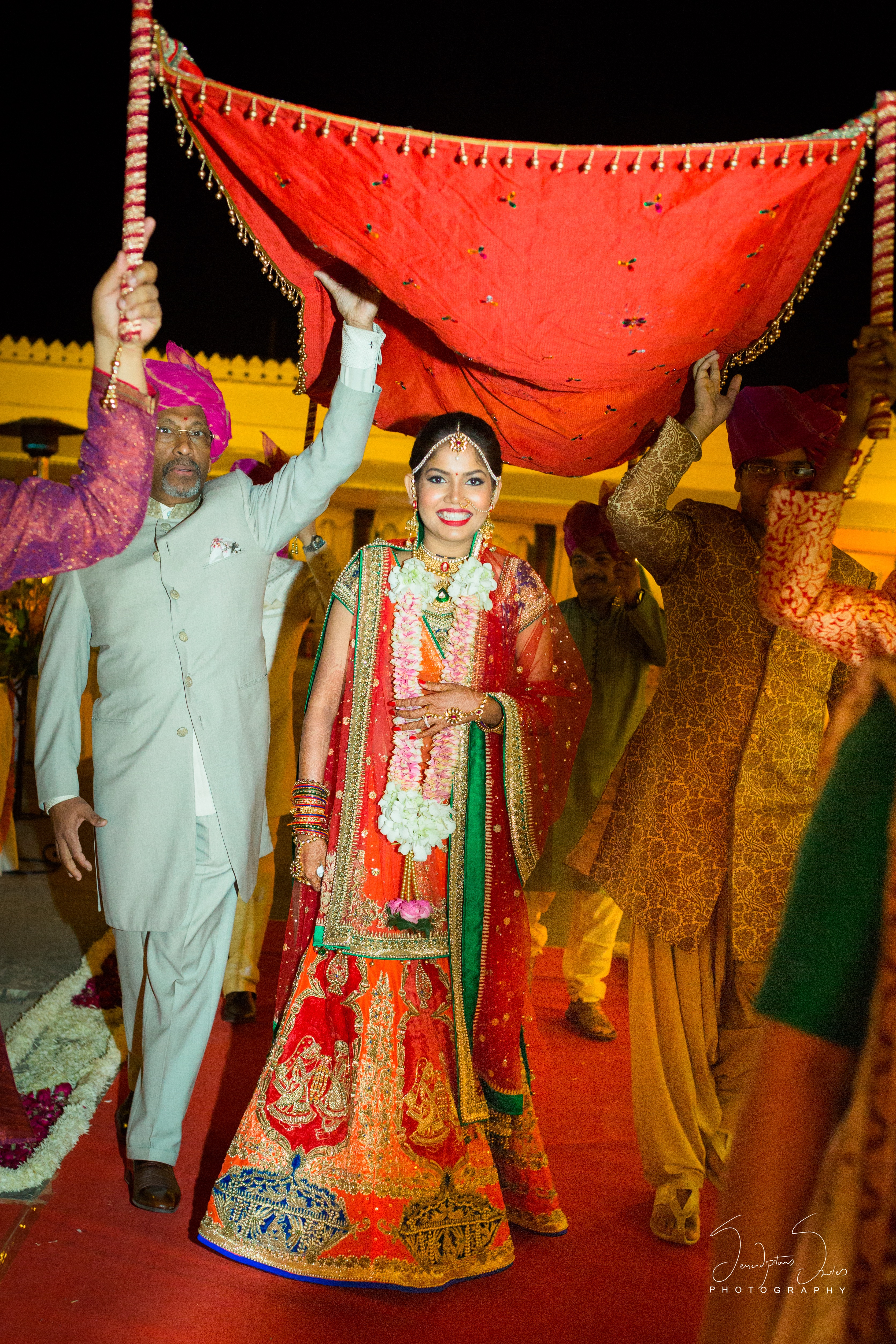 magical-colorful-indian-wedding-in-india-45