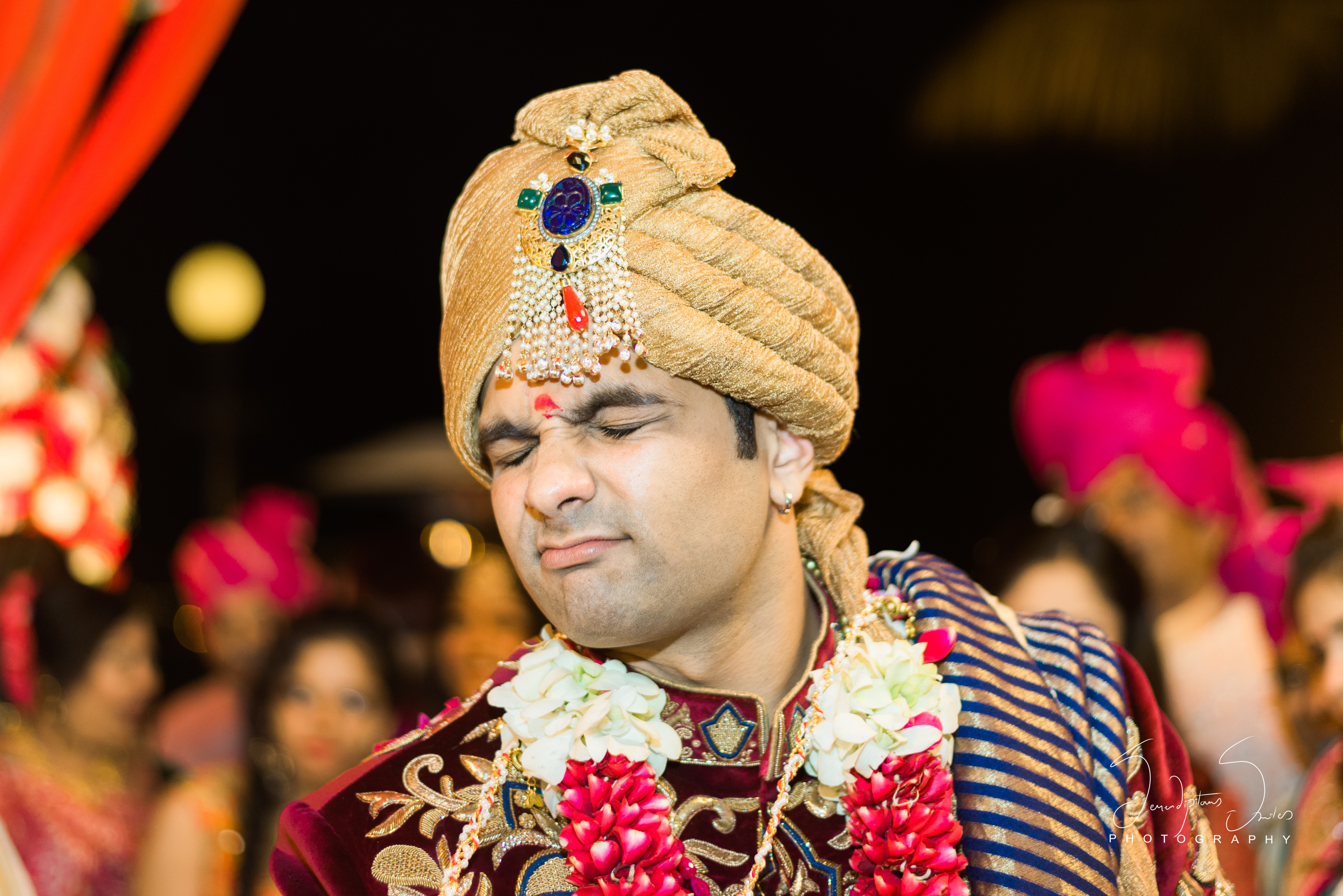 magical-colorful-indian-wedding-in-india-54