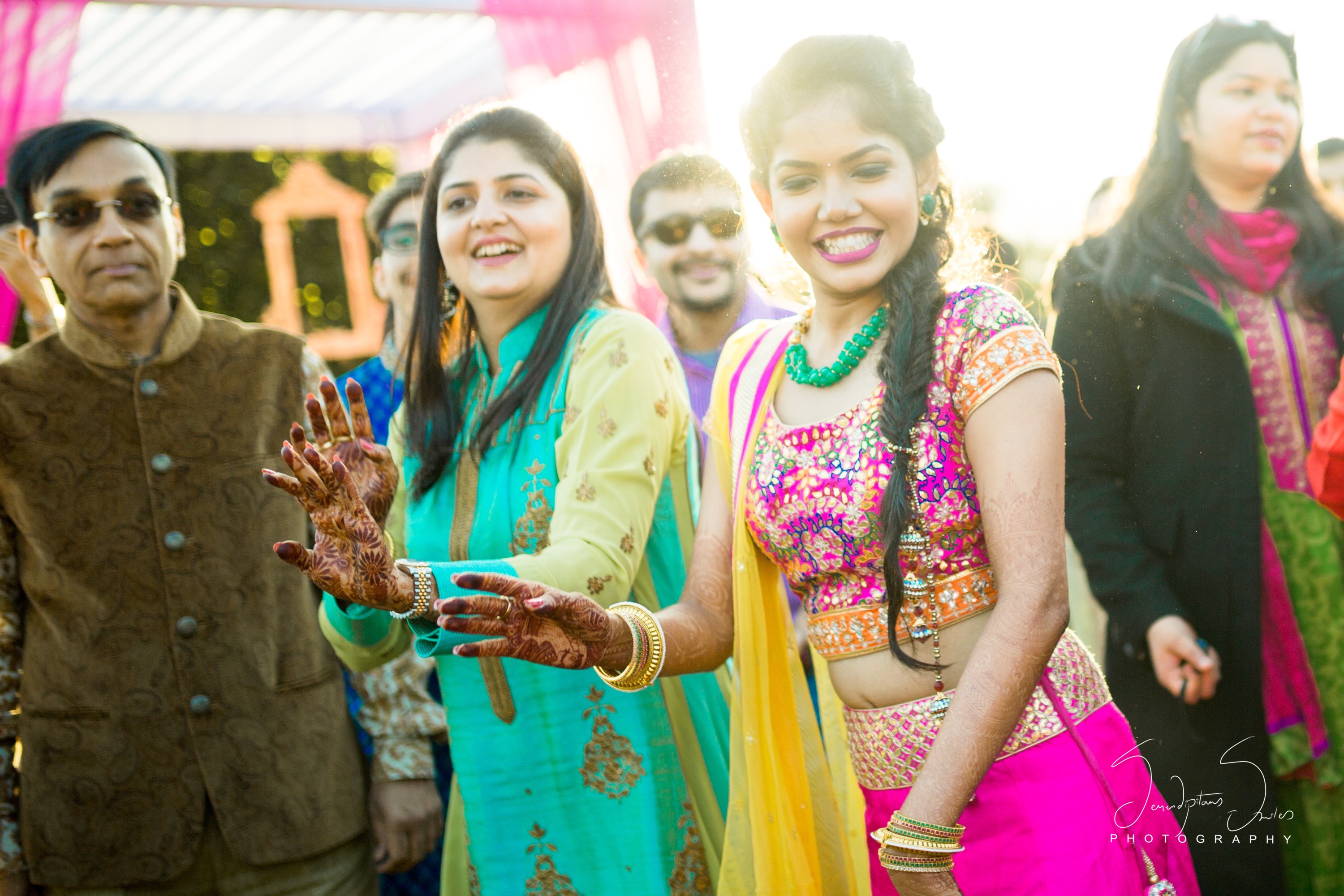 magical-colorful-indian-wedding-in-india-6