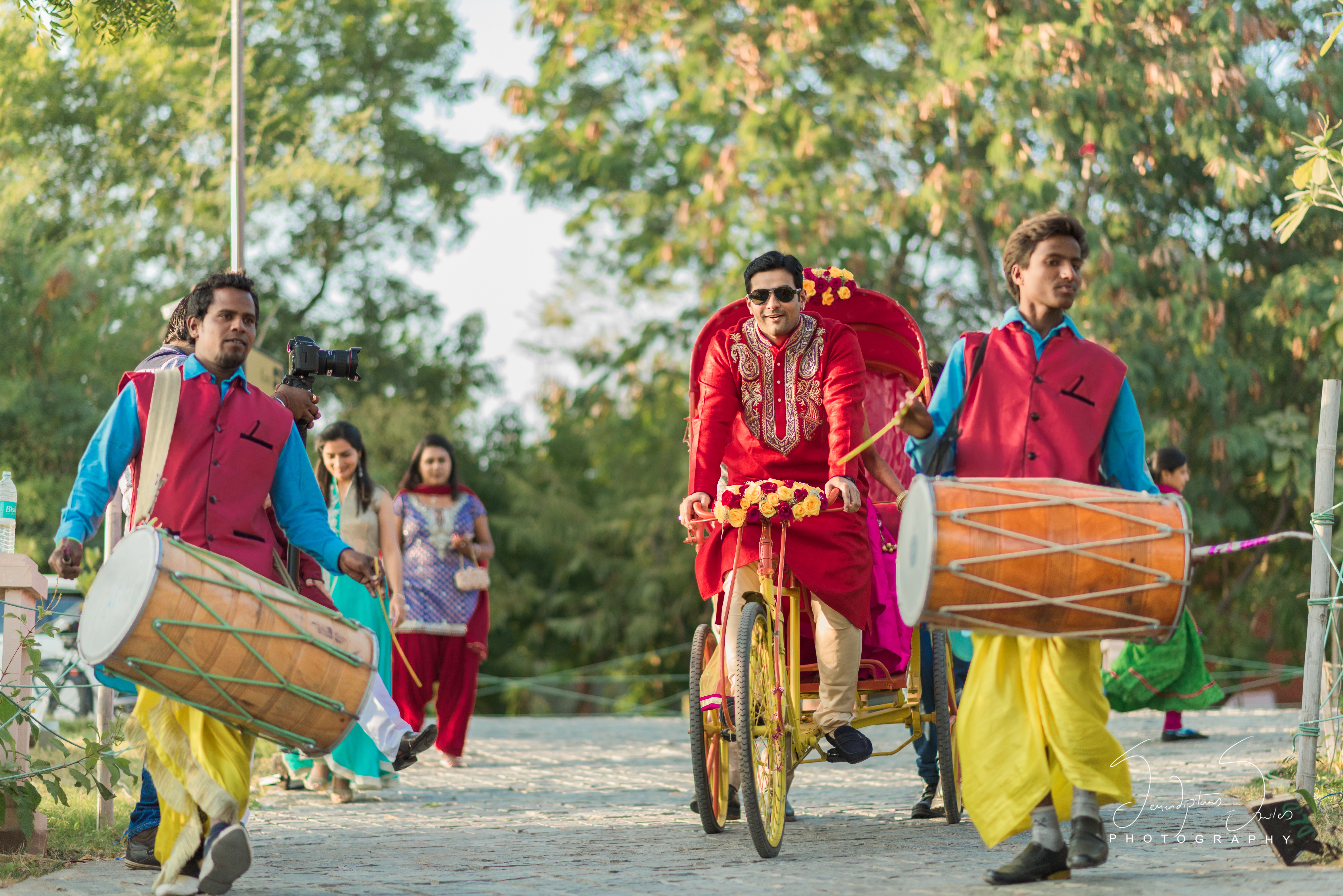 magical-colorful-indian-wedding-in-india-63