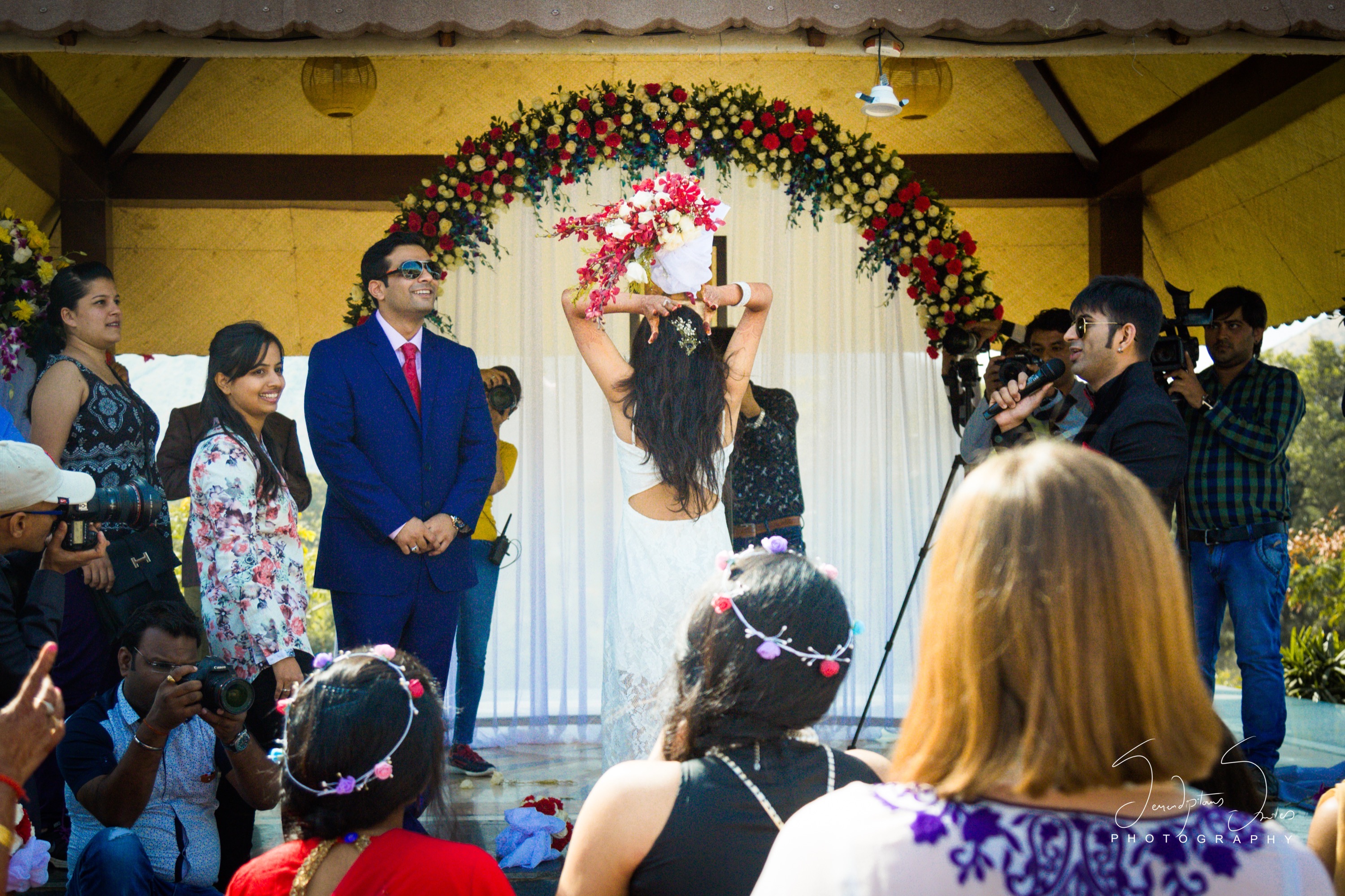 magical-colorful-indian-wedding-in-india-68