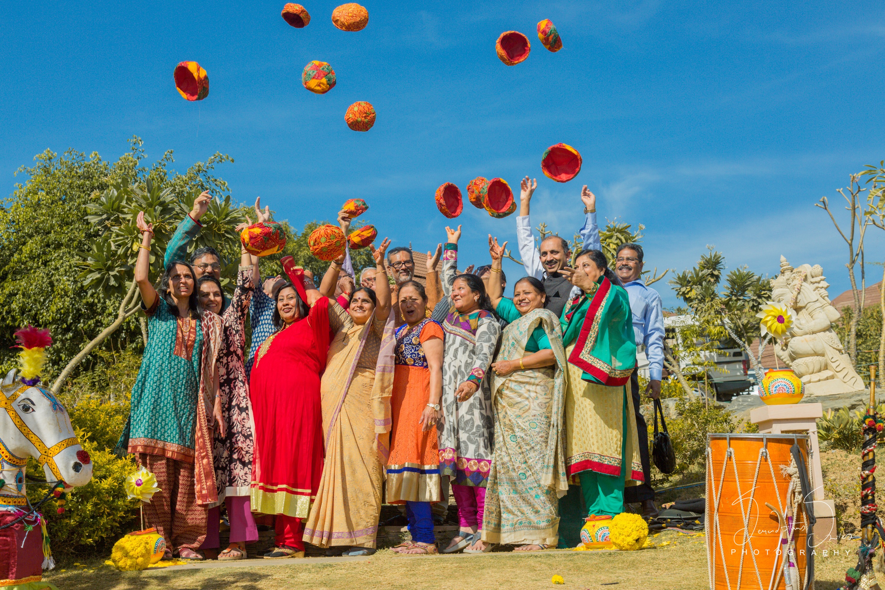 magical-colorful-indian-wedding-in-india-69