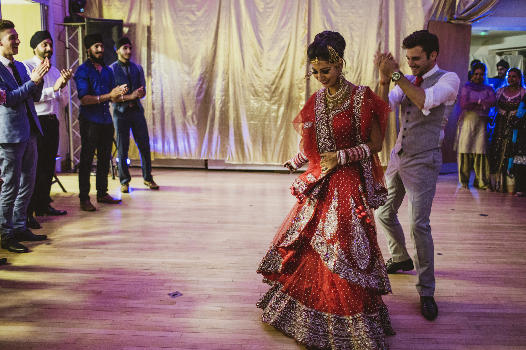 colorful-indian-wedding-in-the-uk-32