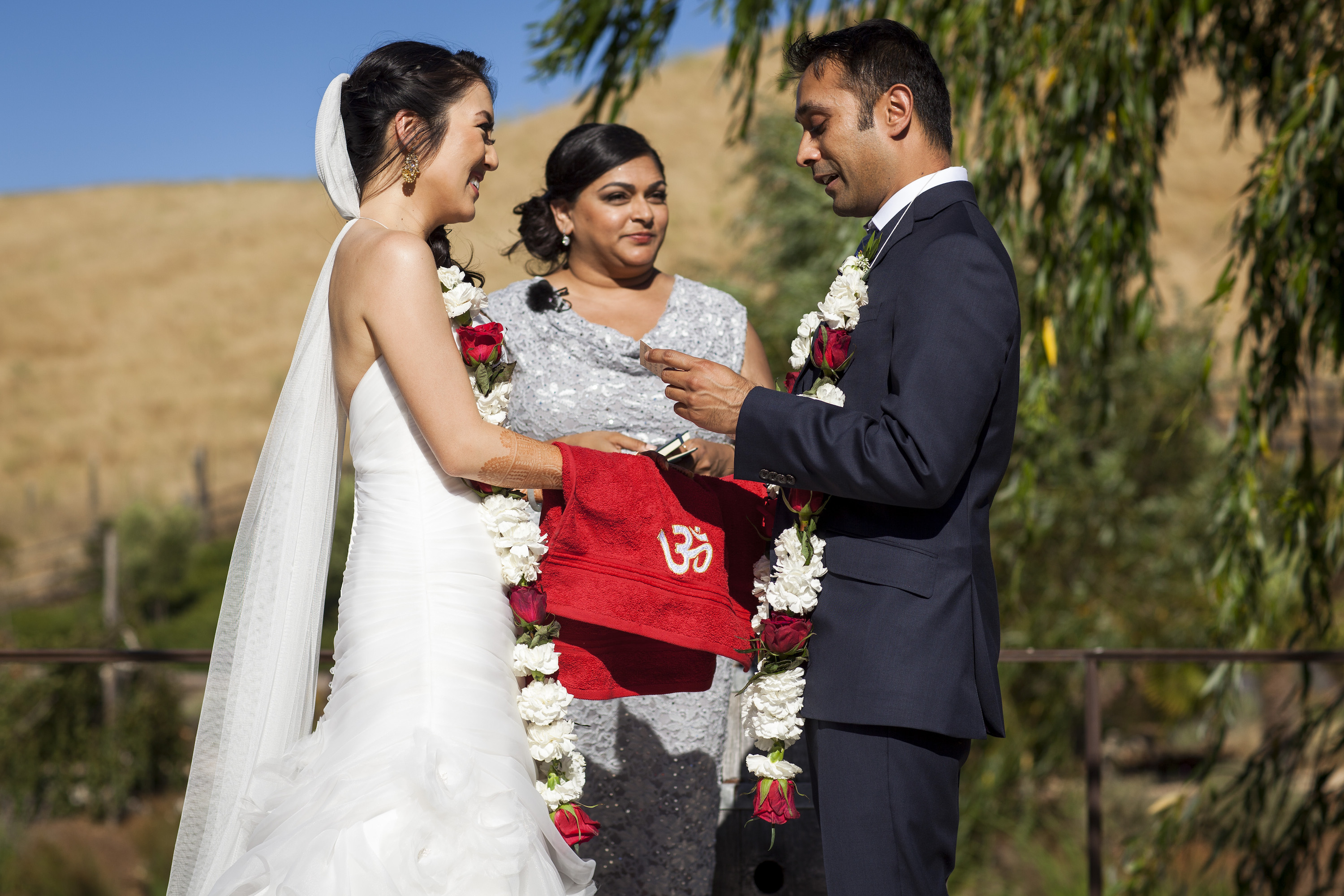 Indian Fusion Wedding Nella Terra Cellars | Deborah Coleman Photo 19